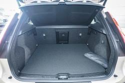 2025 Volvo XC40 Plus B4