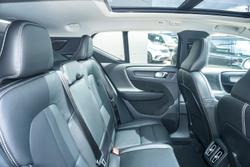 2025 Volvo XC40 Plus B4