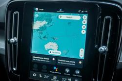 2025 Volvo XC40 Plus B4