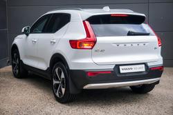 2025 Volvo XC40 Plus B4
