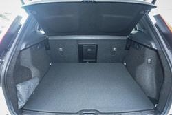 2025 Volvo XC40 Plus B4