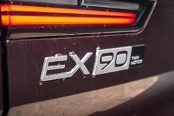 2025 Volvo
                EX90 Plus Twin Motor