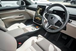 2025 Volvo EX90 Plus Twin Motor