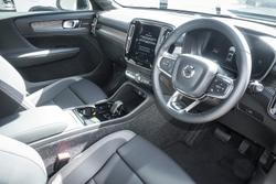 2025 Volvo
EX40 Ultra Twin Motor Performance