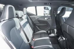 2025 Volvo EX40 Ultra Twin Motor Performance