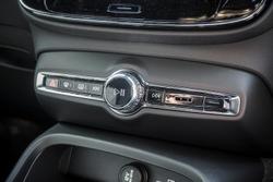 2025 Volvo EX40 Ultra Twin Motor Performance