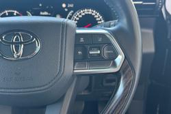 2024 Toyota Landcruiser Sahara