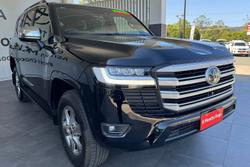 2024 Toyota Landcruiser Sahara