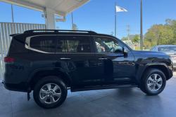 2024 Toyota Landcruiser Sahara