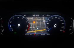 2025 Volkswagen
                T-Roc R