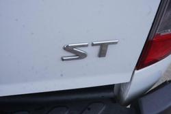 2019 Nissan Navara ST