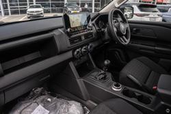 2025 Mitsubishi
Triton GLX