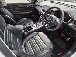 2020 MG HS PHEV Essence