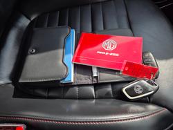 2020 MG HS PHEV Essence