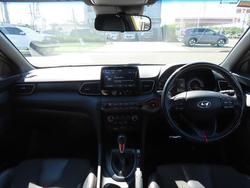 2019 Hyundai Veloster Turbo