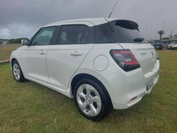 2024 Suzuki Swift Hybrid Plus