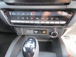 2025 Mazda BT-50 SP