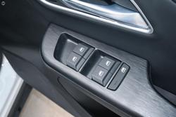 2025 MG ZS Essence Turbo ZS32 MY25 Dover White