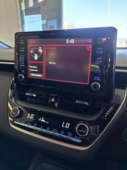 2020 Toyota Corolla Ascent Sport Hybrid ZWE211R Glacier White