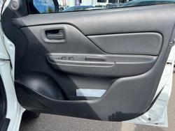 2020 Mitsubishi
Triton GLX ADAS