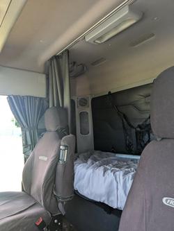 2018 Freightliner
Century Class CST112