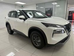 2025 Nissan X-TRAIL ST