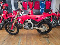 2025 Honda CRF450R Red