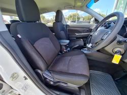 2018 Mitsubishi
ASX ES