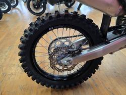 2024 Honda CRF450R Red