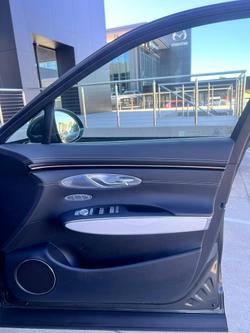 2025 Genesis GV70 2.5T SIGNATURE