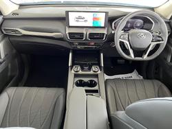 2025 LDV D90 Executive