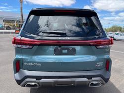 2025 LDV D90 Executive