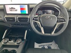 2025 LDV D90 Executive