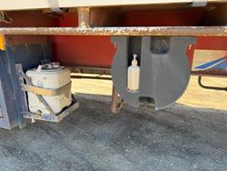 1998 Haulmark / Freighter 32 Pallet B Double Curtainsider Combination