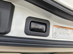 2018 Toyota Landcruiser Sahara VDJ200R 4X4 Dual Range White