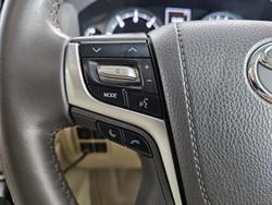 2018 Toyota Landcruiser Sahara VDJ200R 4X4 Dual Range White