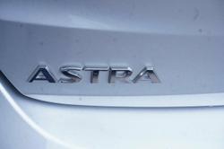 2018 Holden Astra R