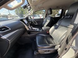 2020 Mitsubishi Pajero