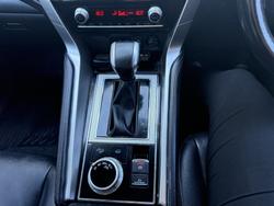 2020 Mitsubishi Pajero