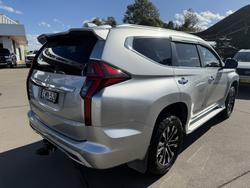 2020 Mitsubishi Pajero