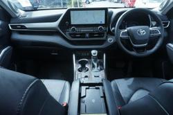 2025 Toyota Kluger Grande