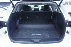 2025 Toyota Kluger Grande