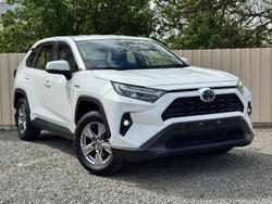 2022 Toyota
RAV4 GX