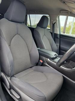 2022 Toyota Kluger GX