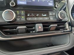 2022 Toyota Kluger GX