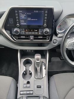 2022 Toyota Kluger GX