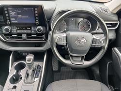 2022 Toyota Kluger GX