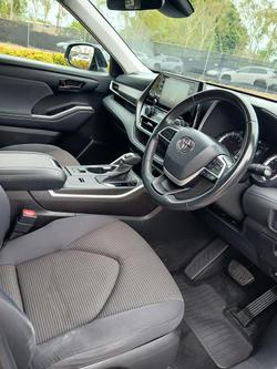 2022 Toyota Kluger GX