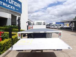 2018 ISUZU FRR 107-210