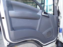 2018 ISUZU
NPR 65-190